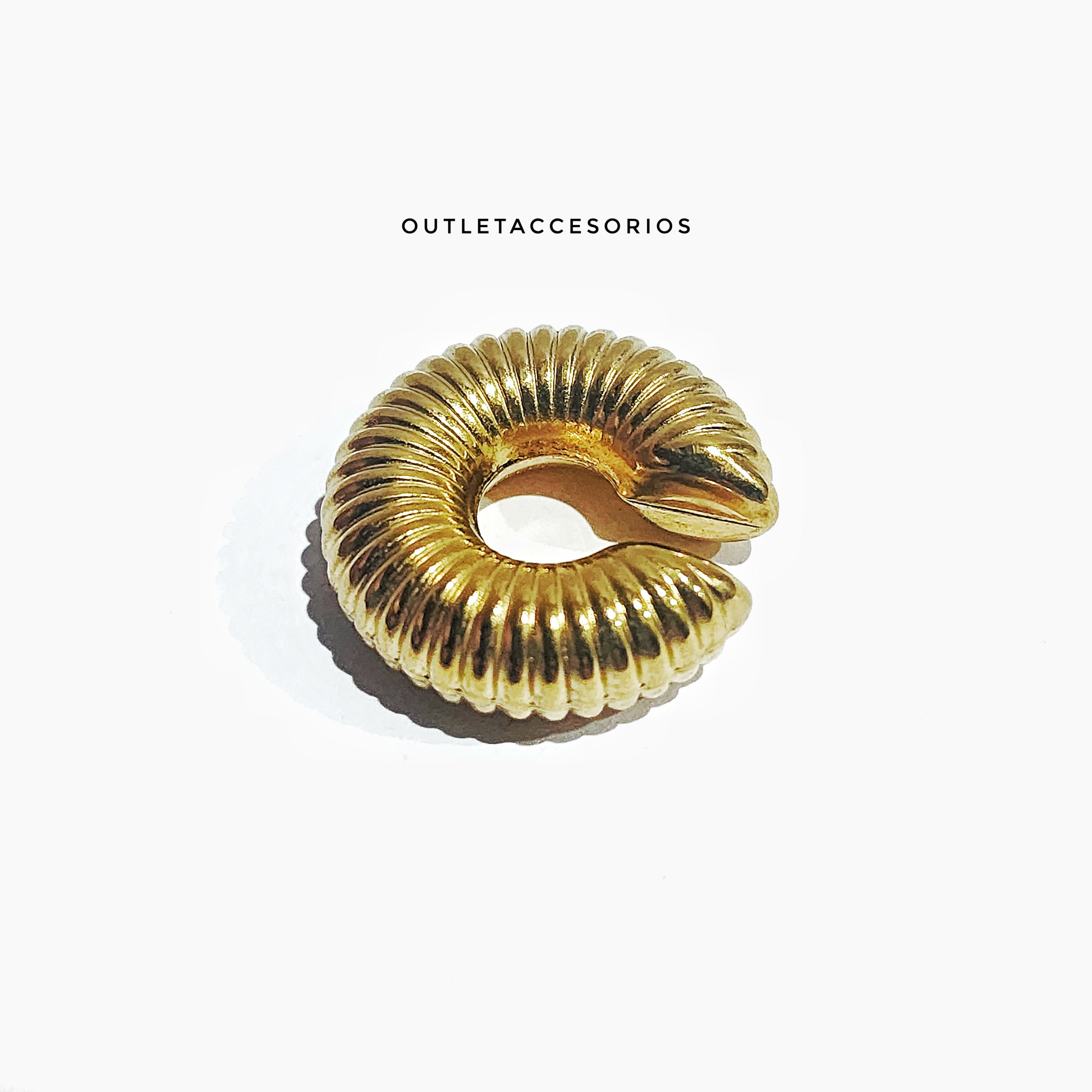 EARCUFF