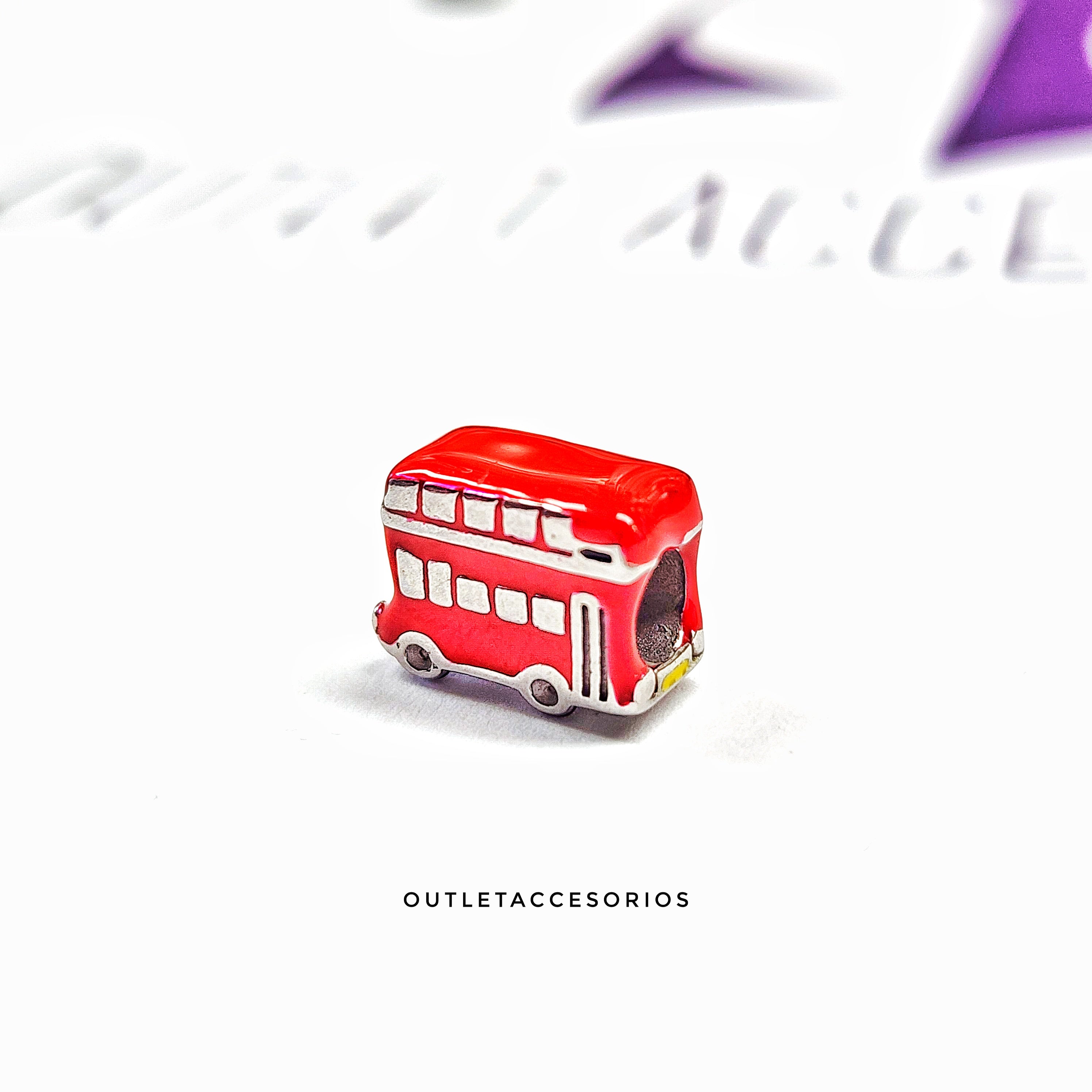 Charms Bus Londres