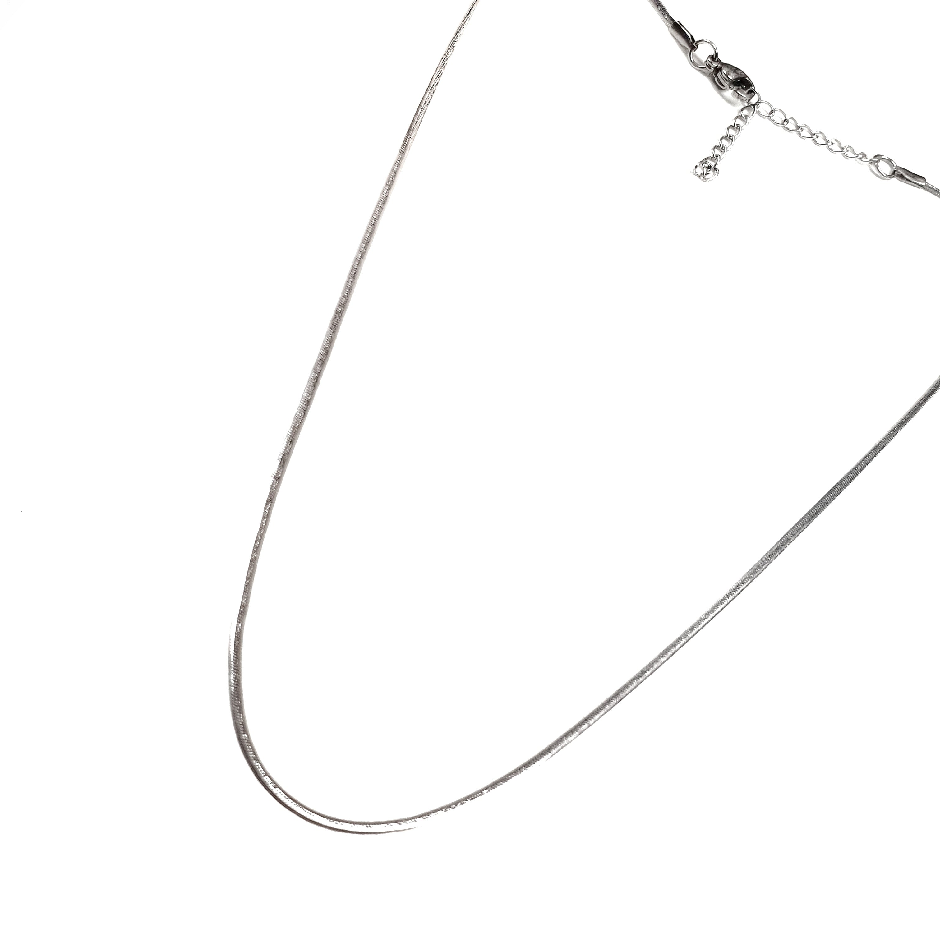 Collar Choker cinta plateado