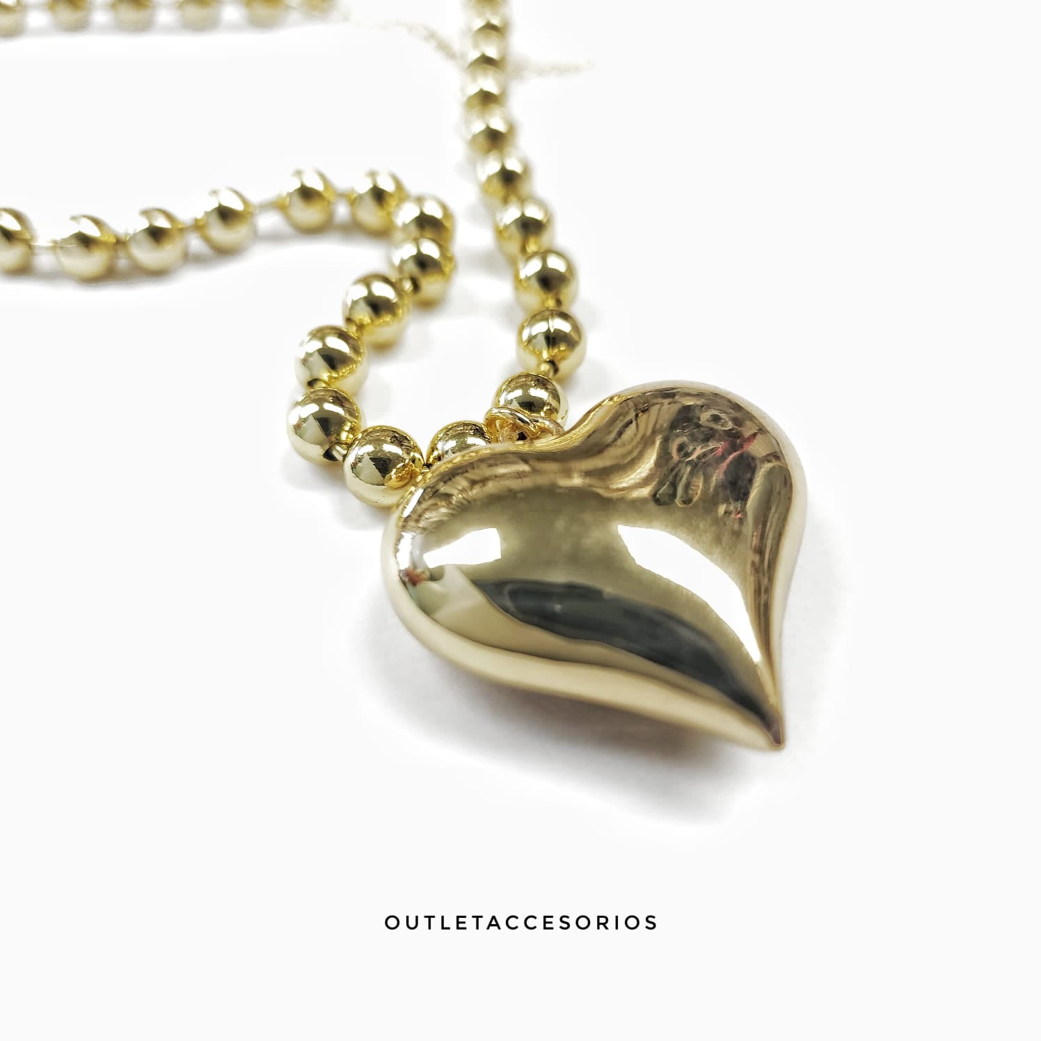 Collar corazon balin baño oro 18k