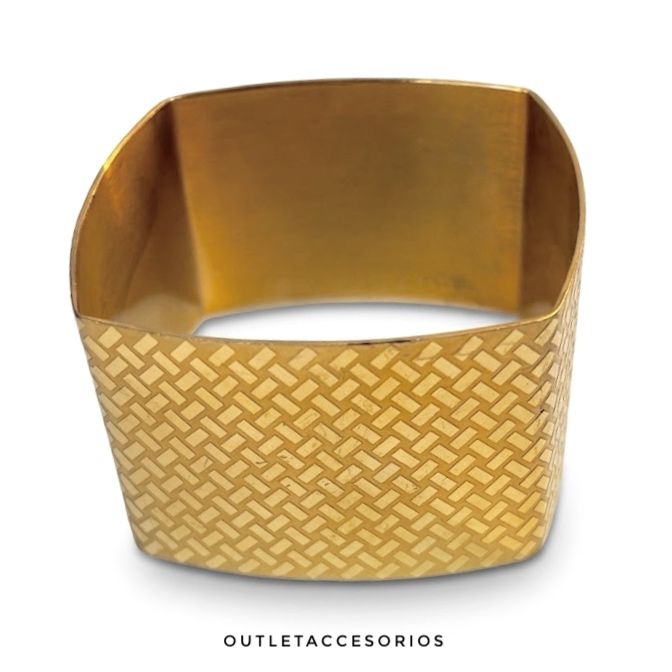 Brazalete cuadrado
