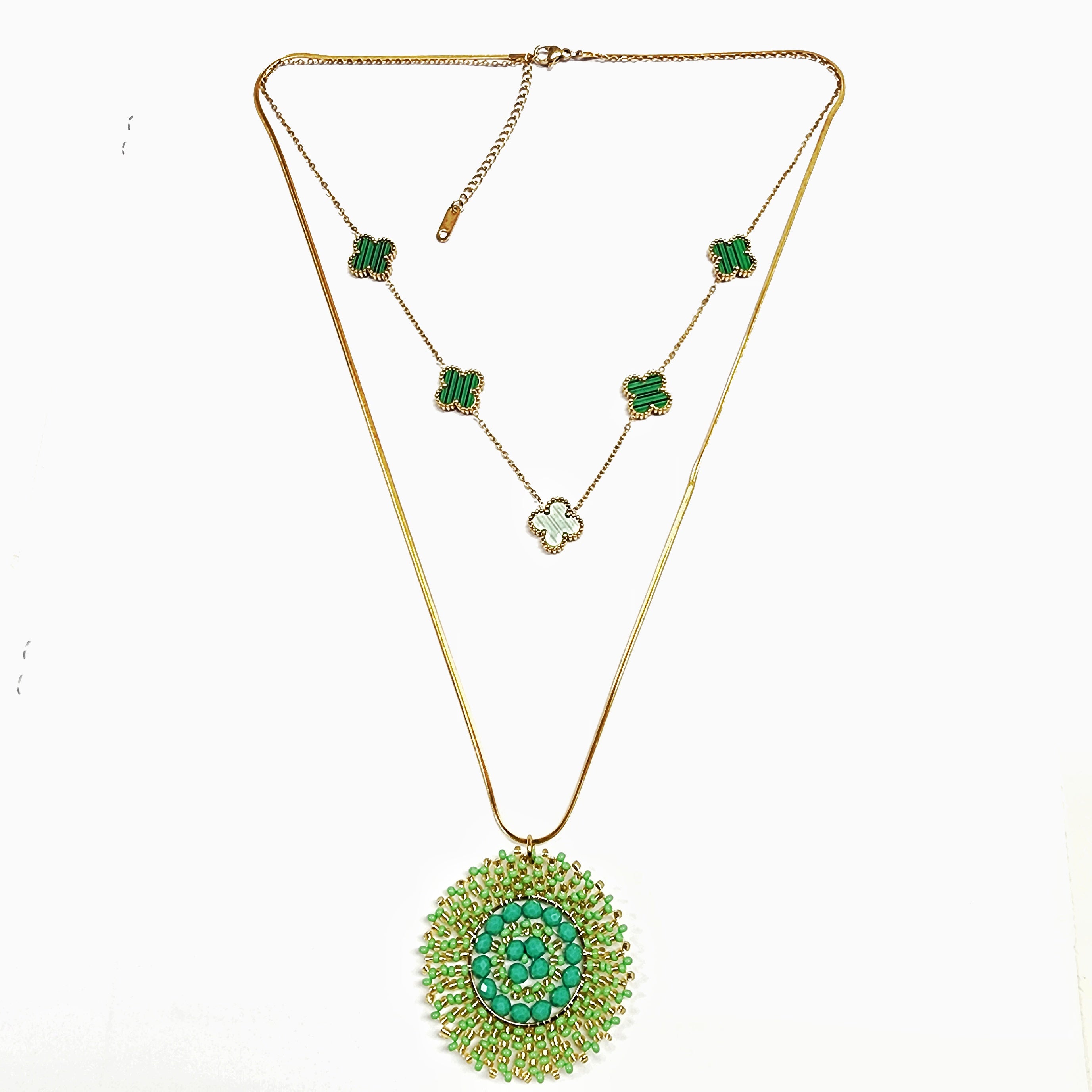 Collar alhambra