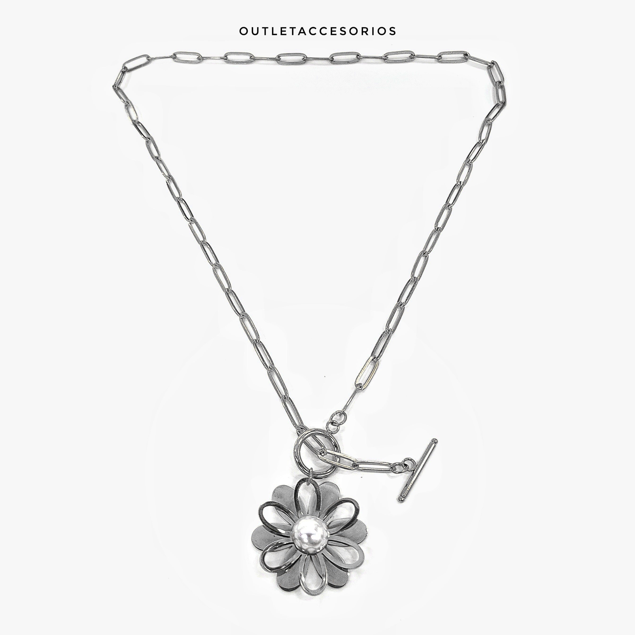 Collar flor leila
