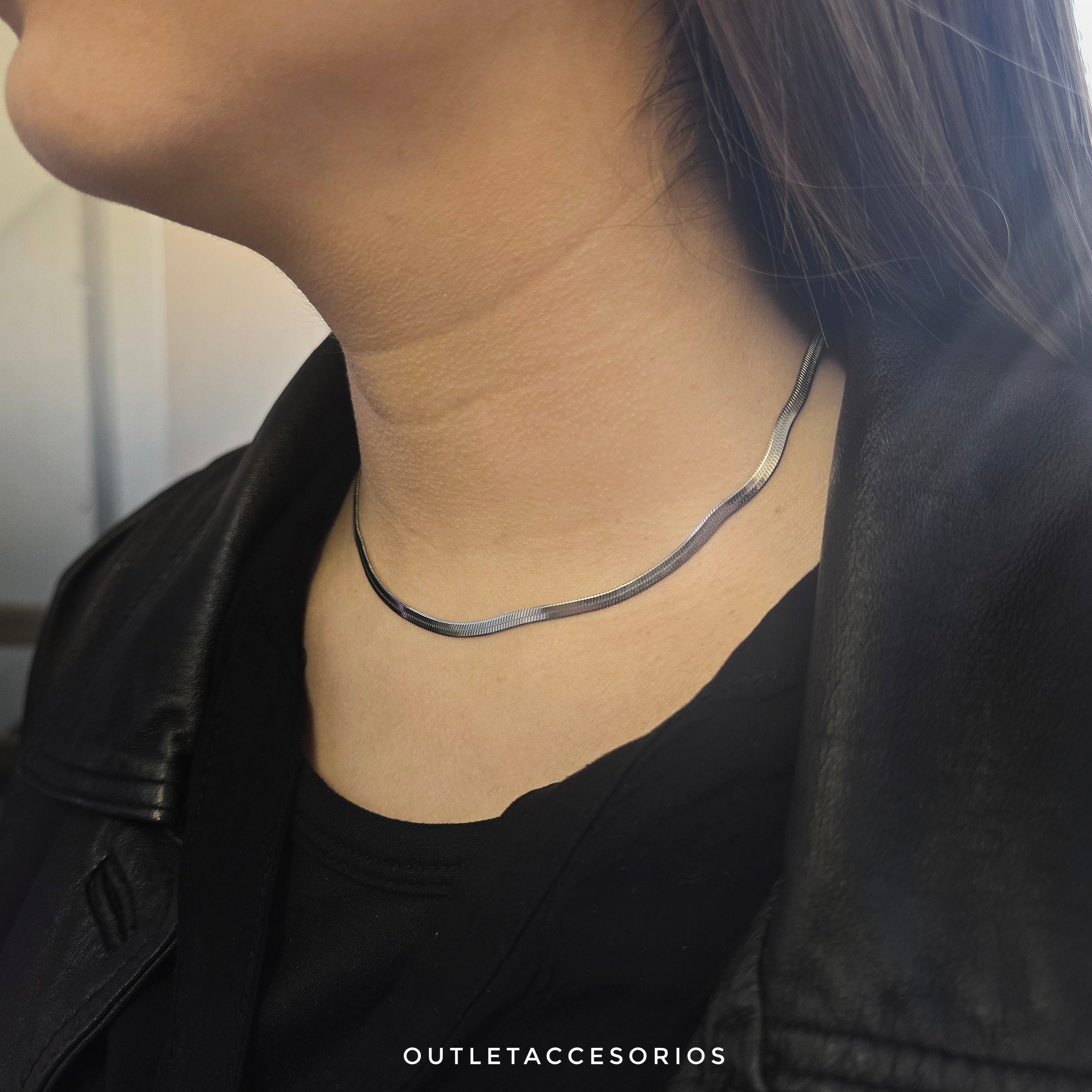 Collar Choker cinta plateado