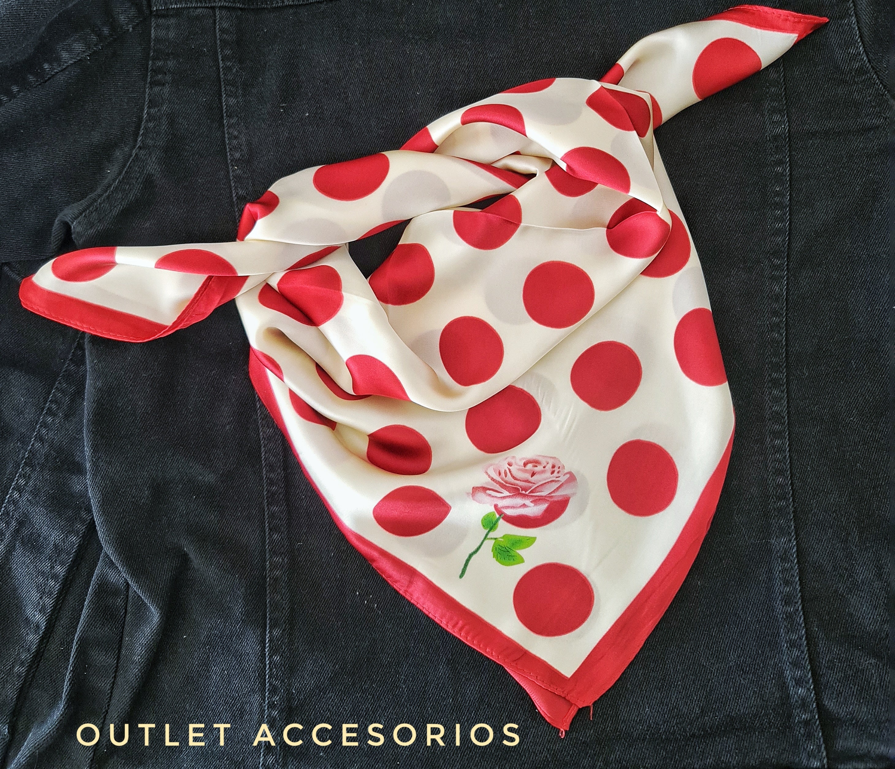 Pañuelo Puntos Rojos