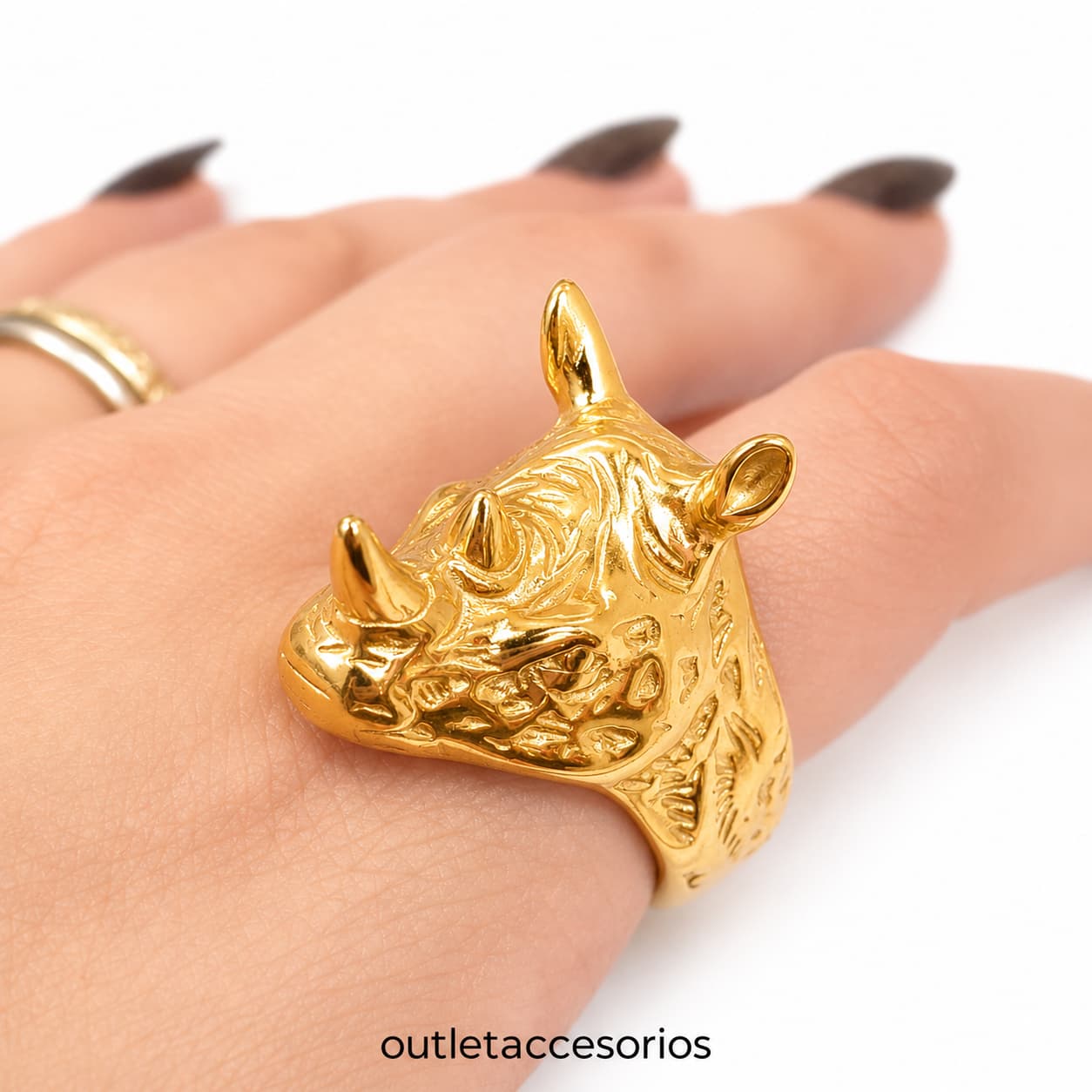 Anillo rinoceronte