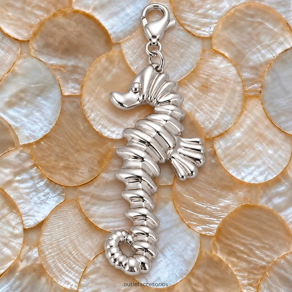 Dije caballito de mar