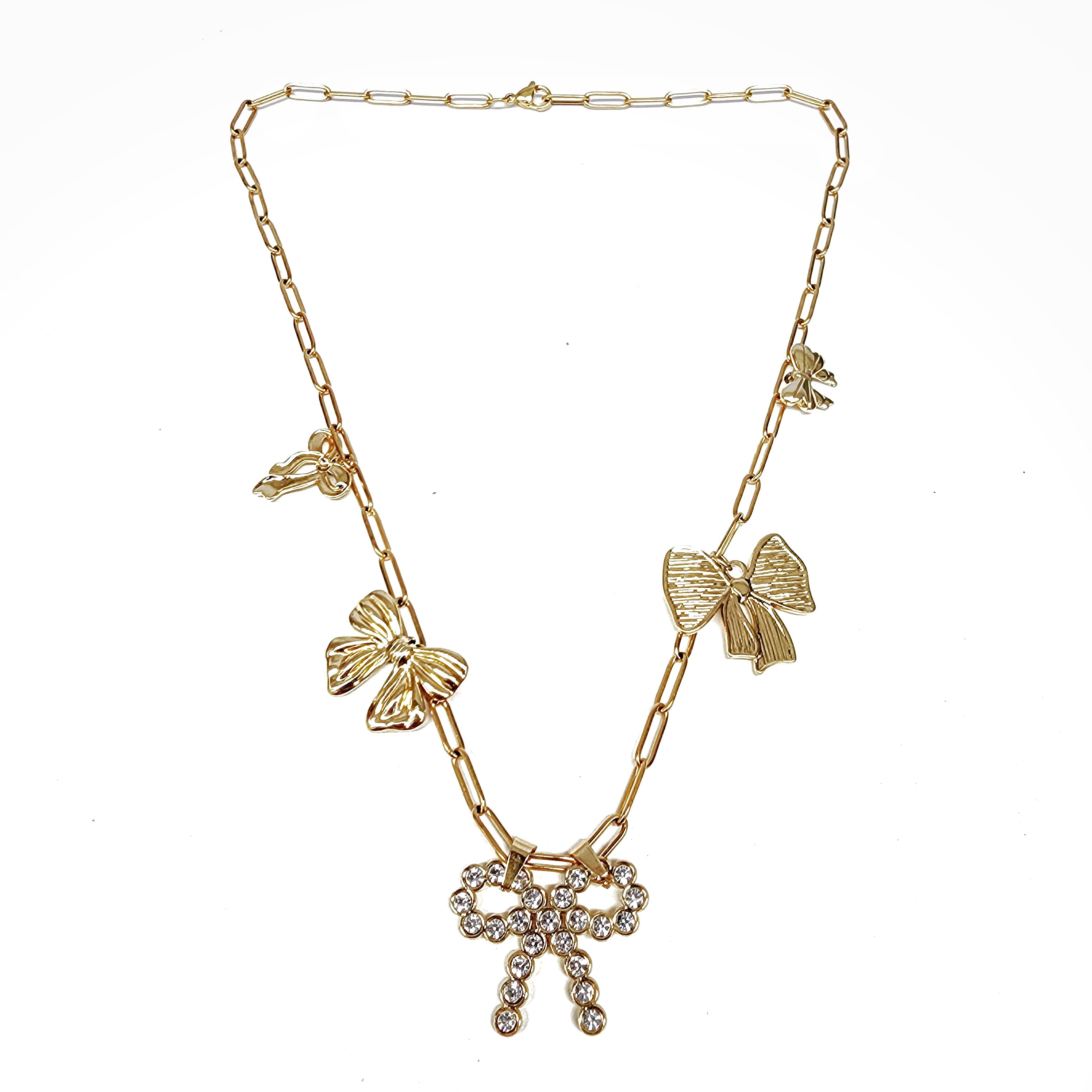 Collar coqueto