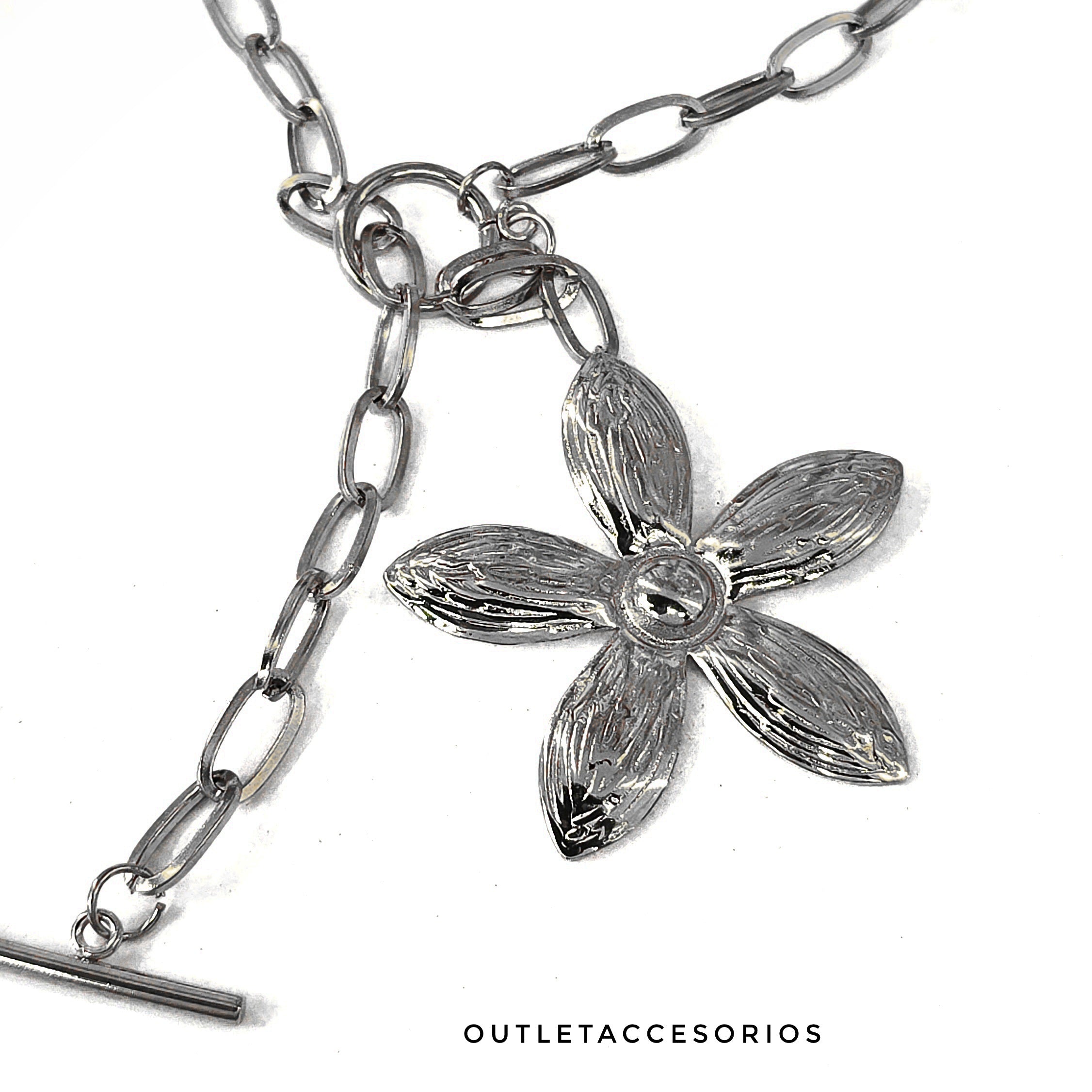 Collar petunia